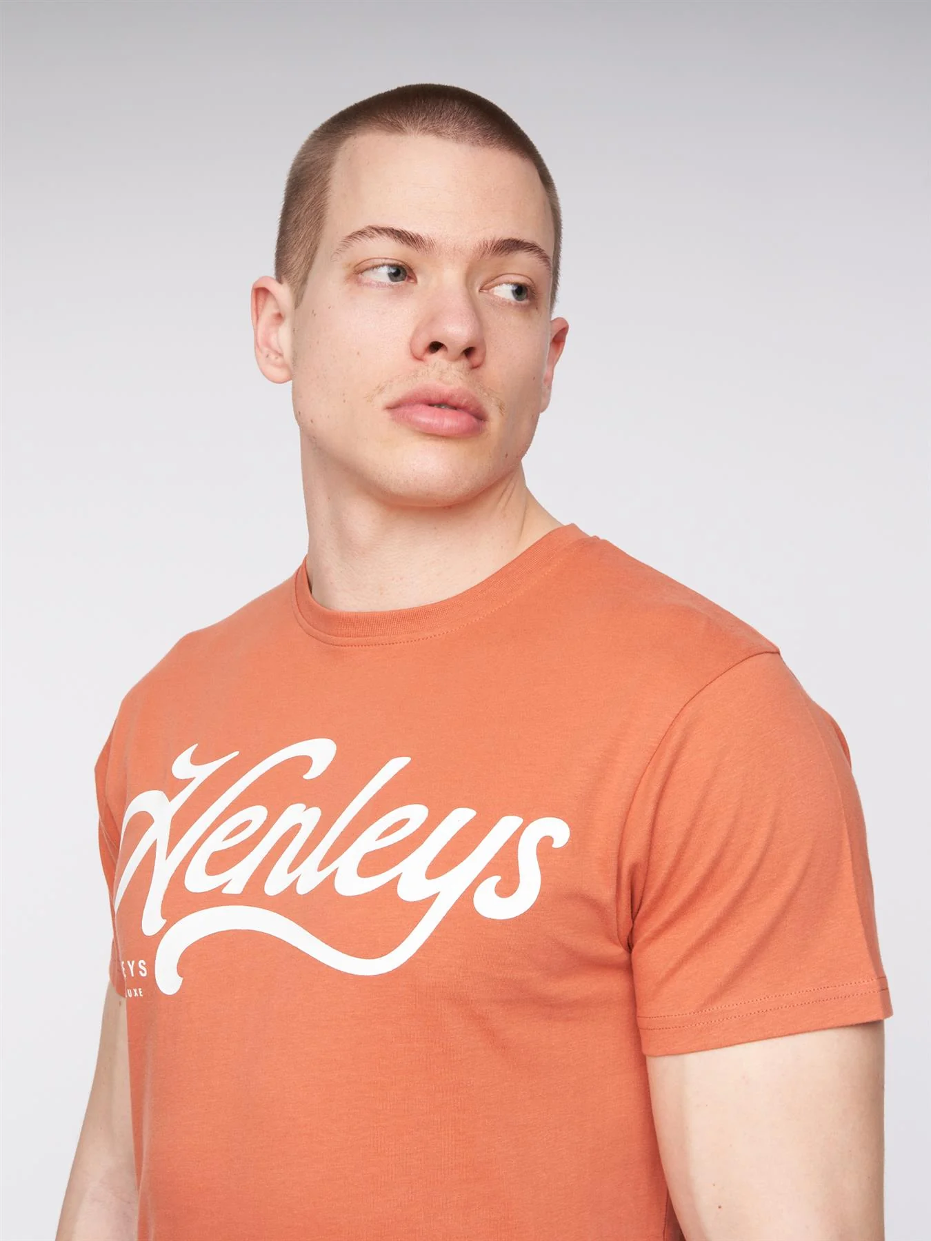 Scripthen T-Shirt Brick Red - Image 5