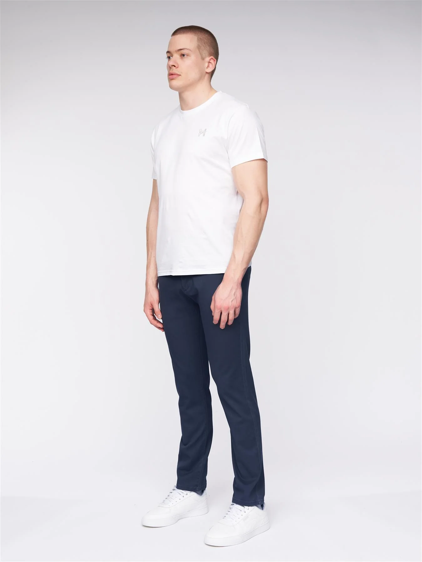 Visit Chinos Blue - Image 2